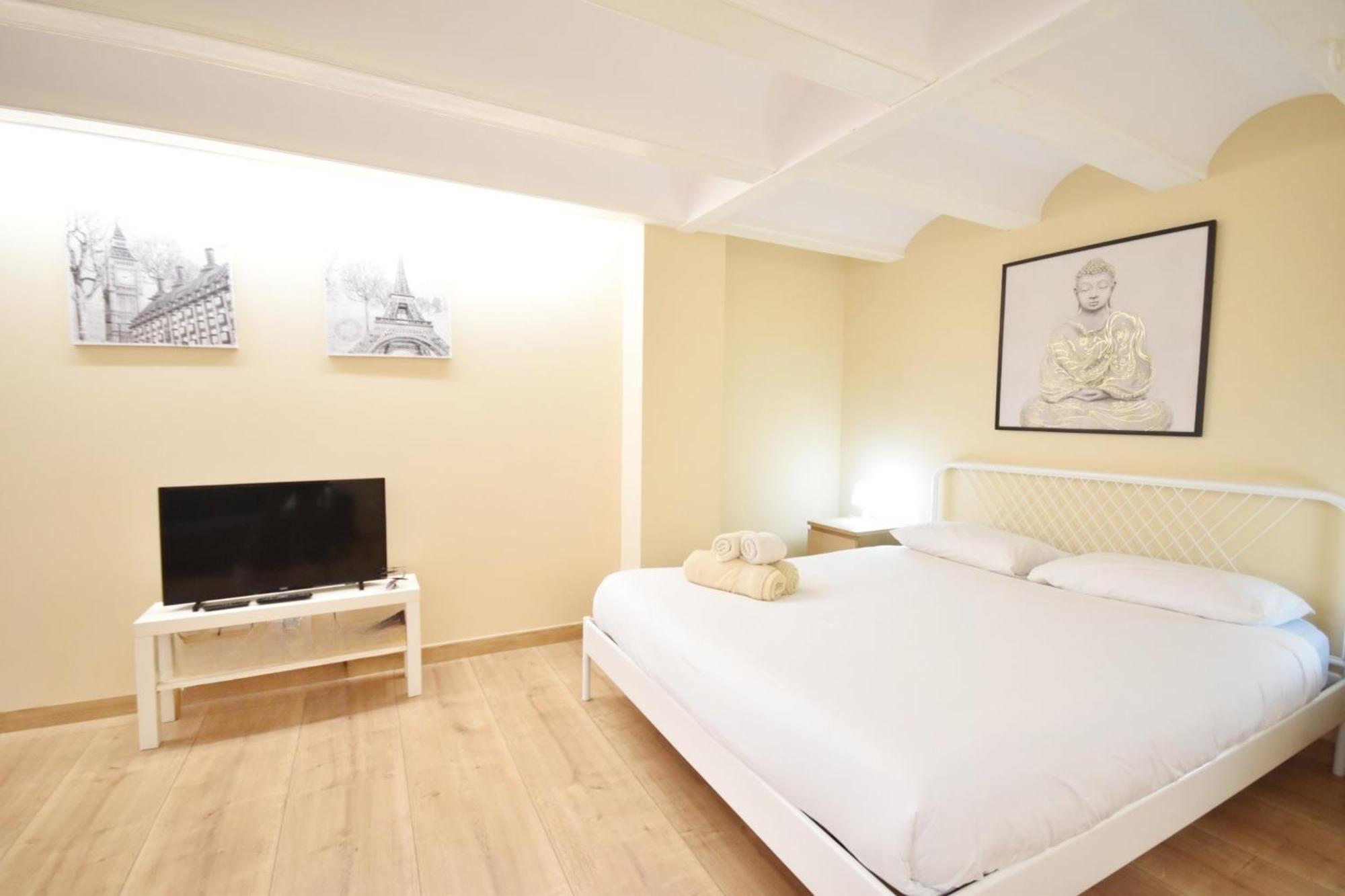 Centrico Apartamento Al Lado De Torres De Quart バレンシア エクステリア 写真